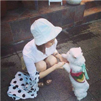 女生带宠物的有爱头像合集 一共18张好看的图