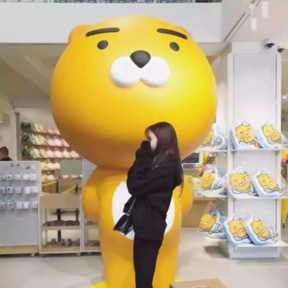 18张高清可爱女生潮流头像 氛围感拉满的时尚头像合集