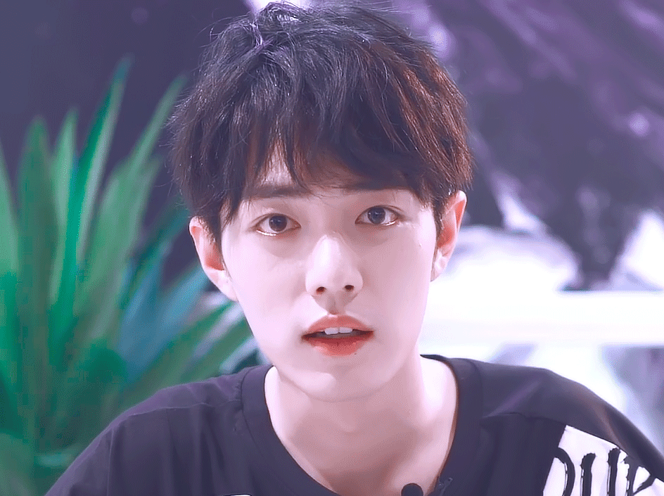 肖战微笑GIF动图合集来啦