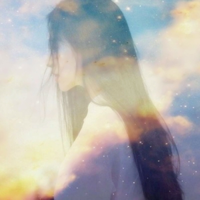 女生幻影头像合集 22张高清意境感拉满的女生头像