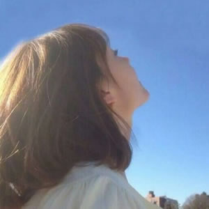 16张高清蓝色系小清新女生QQ头像合集