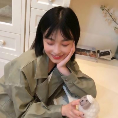 27张高清霸气真人女生头像 超酷氛围感拉满