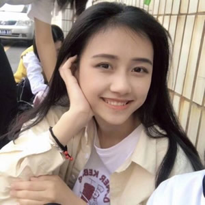 18张高清有气质的真人小清新女生微信头像