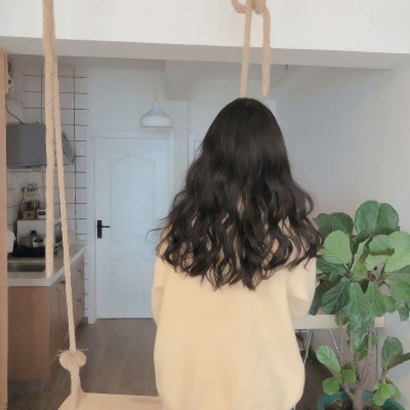 28张高清酷飒女生背影头像 氛围感拉满