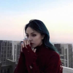 16张高清霸气冷酷风女生微信头像合集