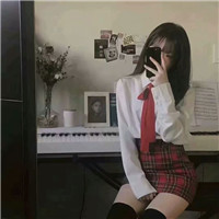 21张清纯学生装女生头像 氛围感拉满的唯美头像合集