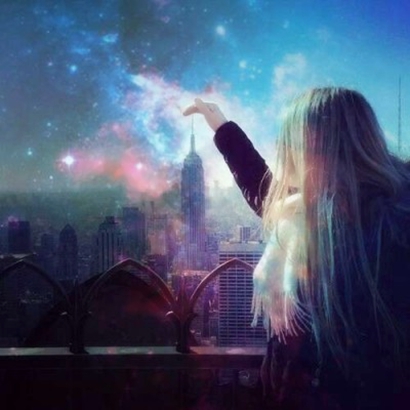 女生幻影头像合集 22张高清意境感拉满的女生头像