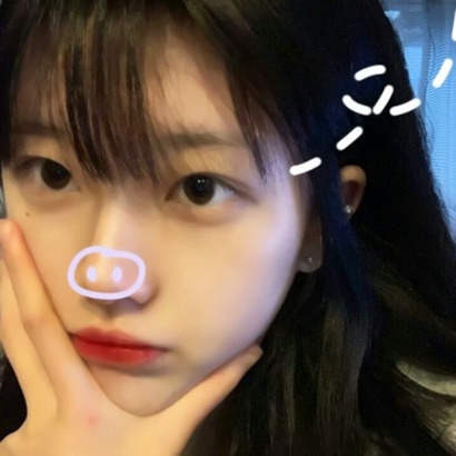 16张高清近距离女生脸部特写个性女头