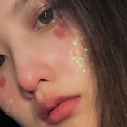 35张高清女生霸气头像合集 清晰又飒爽