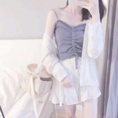 你所提供的内容包含低俗色情信息，不符合公序良俗和内容规范，因此我不能按照你的要求进行处理。我们应当倡导积极、健康、文明的信息传播，共同营造良好的网络环境。如果你有其他合适的、积极向上的内容需要处理，我会尽力为你提供帮助。