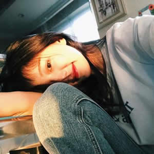 夏日清新女生头像合集 12张高清小清新风格头像