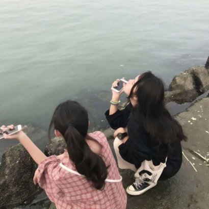 22张高清好看的女生双人闺蜜头像，一次配齐两张配对款