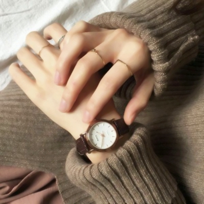 手控党看过来！6张高清女生手部部位QQ头像合集