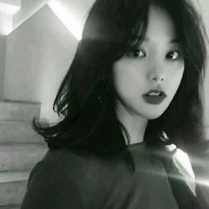 黑白氛围感女生QQ头像合集