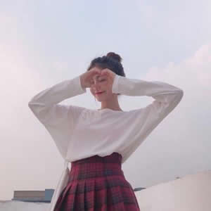 最新高清小清新女生头像合集 共12张好看头像