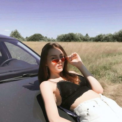 30张高清高冷欧美女生头像 自带气场的气质美女头像合集