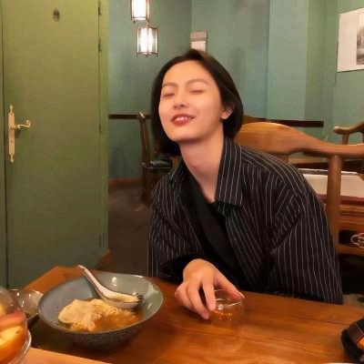 35张高清新潮女生非主流头像 好看的女头素材合集
