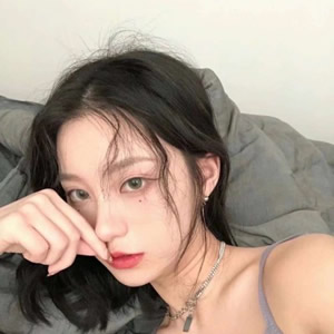 高冷又带点小性感！这套霸气御姐女生头像太绝了（14张）