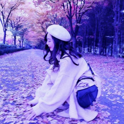 33张高清紫色高贵女生真人头像 氛围感拉满的QQ头像合集