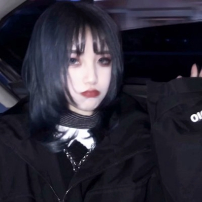 15张高清酷感女生头像合集