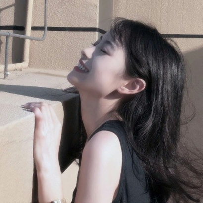 女生侧颜唯美头像合集 34张高清氛围感女生侧颜头像分享