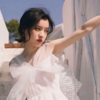 25张高清小清新风格女生微信头像 氛围感拉满