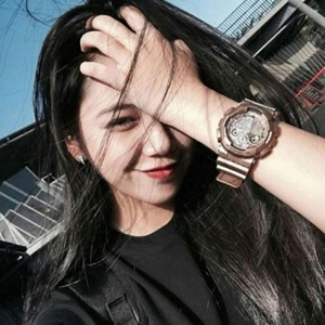 16张氛围感拉满的伤感女生微信头像 温柔又带点意境