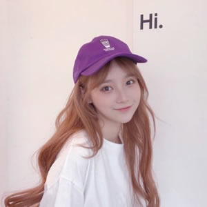 14张高清时尚美女微信头像 好看的女生头像合集