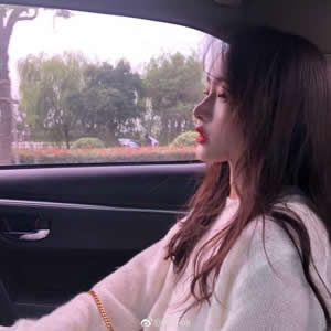 冷淡感拉满！16张高清意境伤感女生QQ头像