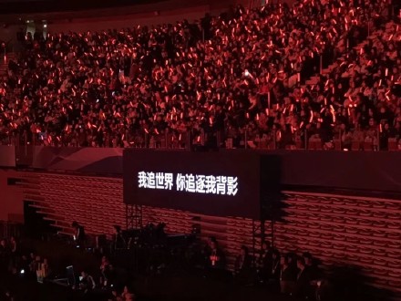 歌词背景图第二弹来啦！这次又有新表情可以用