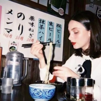 帅气感拉满！12张高清欧美女头合集