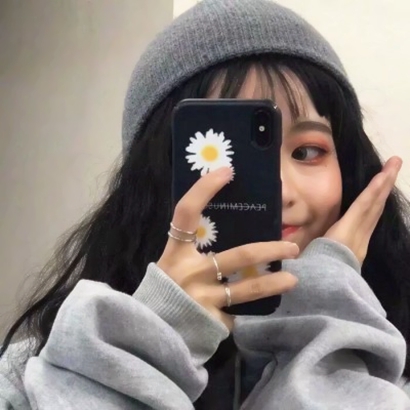 戴帽子的清新女生头像合集 36张适合当微信头像