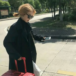 女生超拽霸气微信头像合集 14张高清氛围感拉满的女生头像