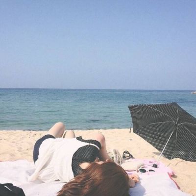 7张氛围感拉满！气质女生背影侧脸唯美头像合集
