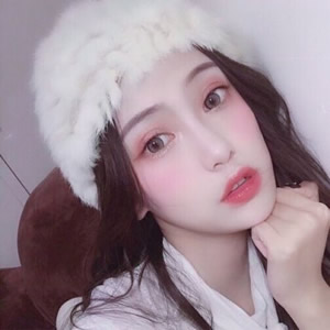 当下超火的网红酷飒女生头像 16张高清美图合集