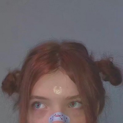 36张高清好看的女生时尚美妆头像图 速来收藏