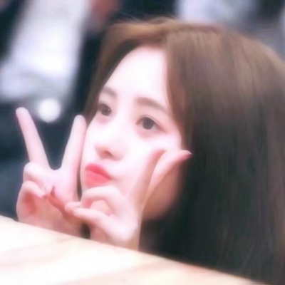 16张高清成熟气质女生头像 大方得体风格任你选