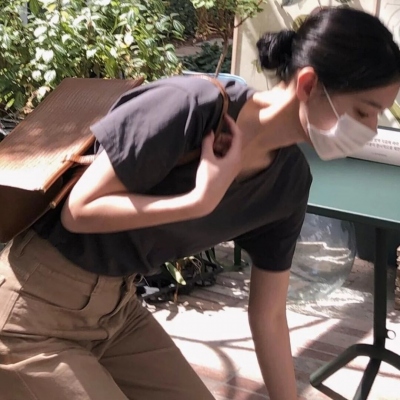 女生好运真人微信头像 共9张