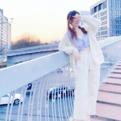 女生微信头像免费下载合集来啦！这里整理了16张适合用作微信头像的女生头像，涵盖多种风格可供挑选。