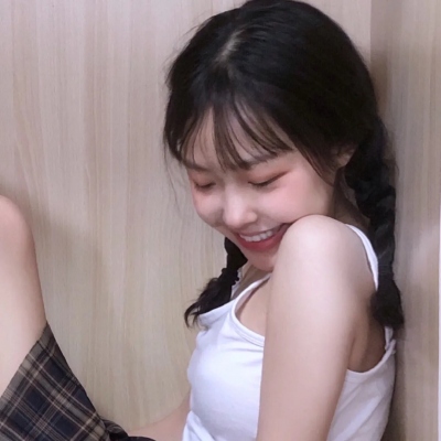 女生真人好看头像合集 这次整理了9张适合女生用的头像