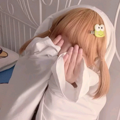 能招好运的真人女生头像合集，一共12张