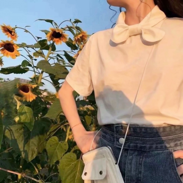 18张超清唯美清新女生部位头像合集