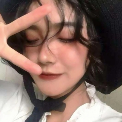 30张高清真实女生生活照 适合当微信头像的漂亮图片合集