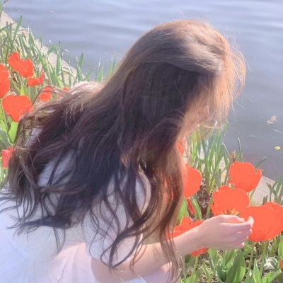 11张温柔干净的ins风小清新女生头像合集