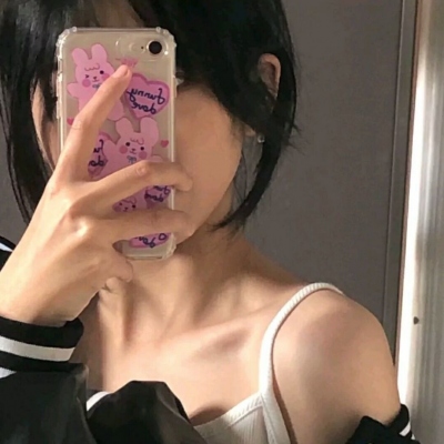 抖音超火女生头像合集 共16张