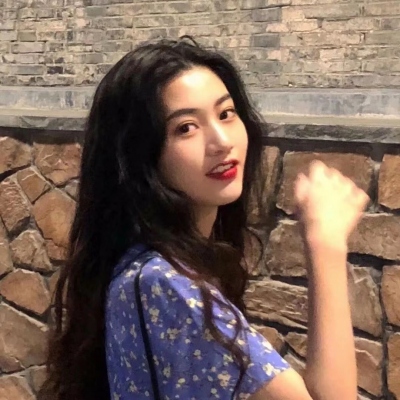 高清好看的真人女生头像 共18张