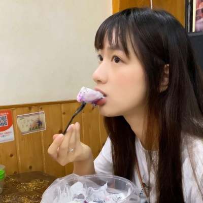 10张气质感拉满的可爱优雅女生头像 高清无水印