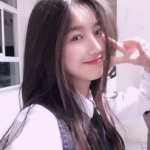 18张高清青春靓丽女生头像 适合当微信头像