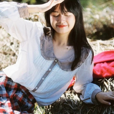 精选高清女生头像合集 共19张优质素材