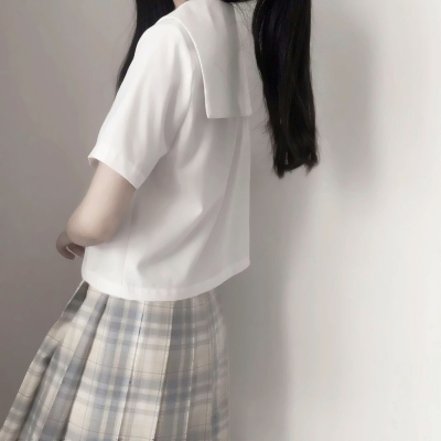 9套学生制服闺蜜部位头像 喜欢的快存